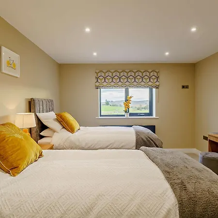 4 Bed In 89957 Holiday home