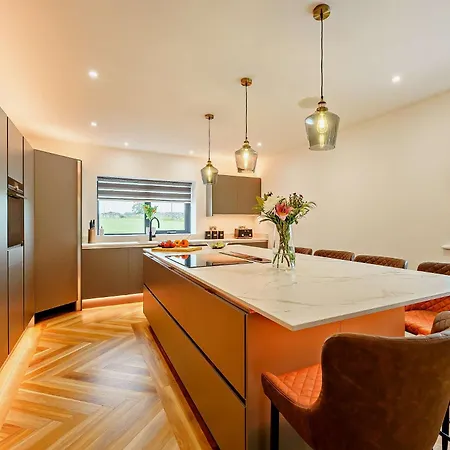 4 Bed In 89957 Holiday home
