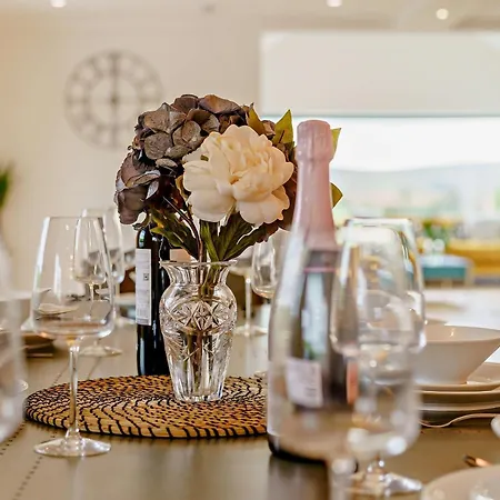 4 Bed In 89957 * Shap