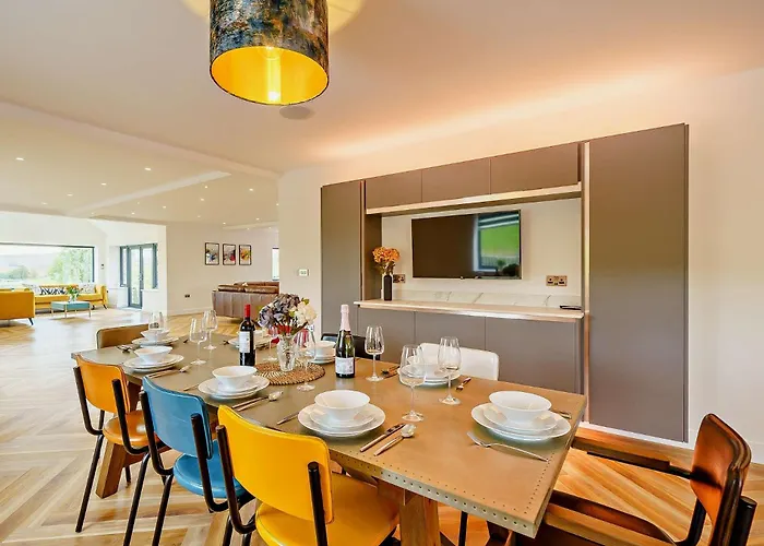 Holiday home 4 Bed In Penrith Oc-89957 *