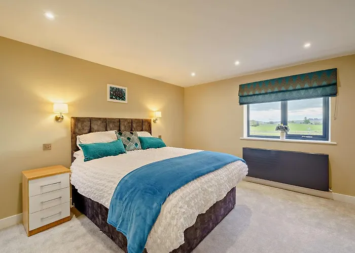 Holiday home 4 Bed In Penrith Oc-89957 *