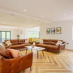 بيت للعطل 4 Bed In Penrith Oc-89957